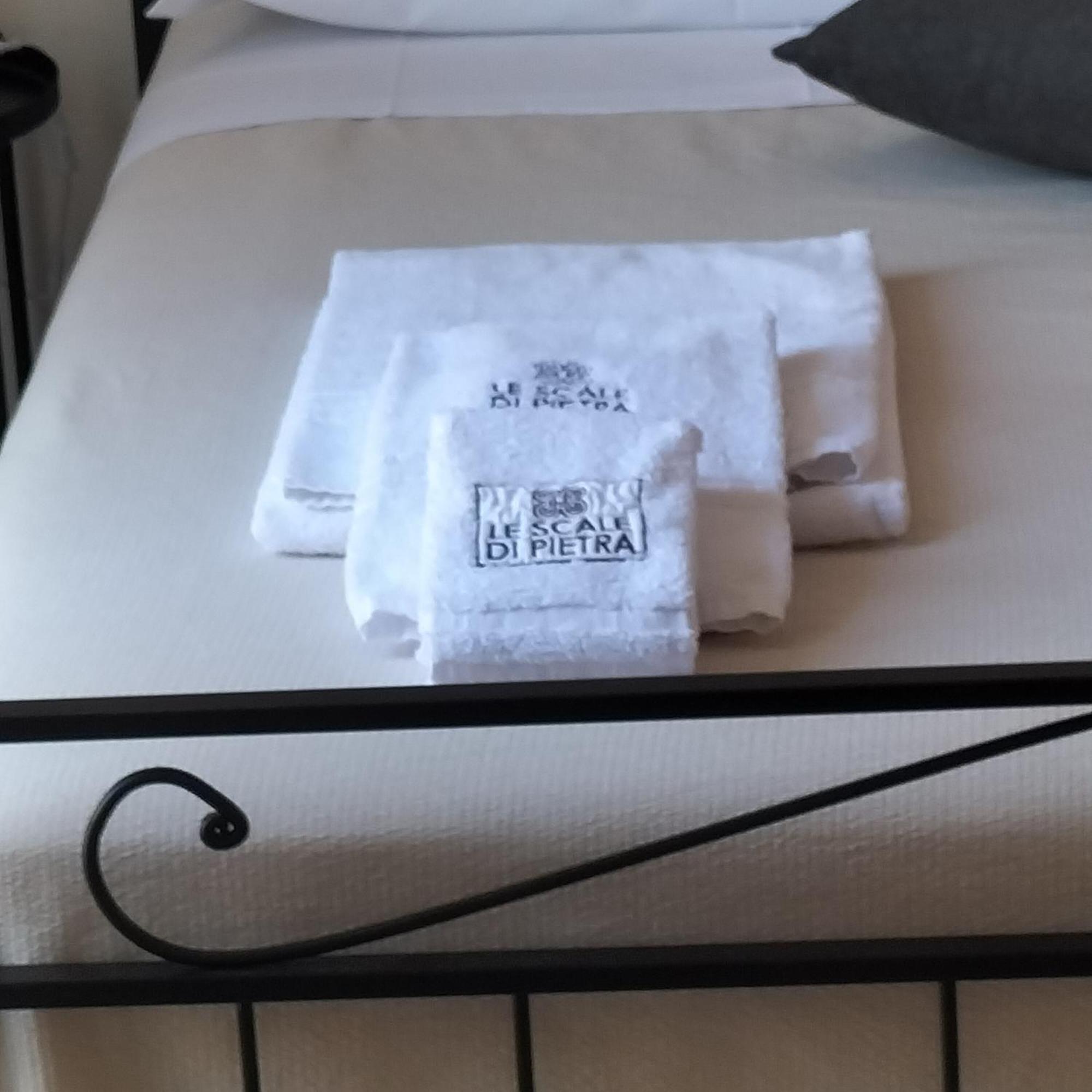 コンヴェルサーノ Le Scale Di Pietra Bed & Breakfast エクステリア 写真